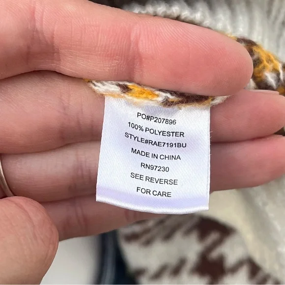 Almost Famous Crop Top - Picture 7 of 8